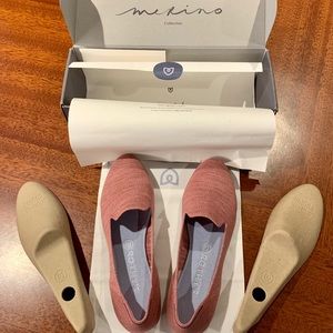 NIB Rothy’s 10.5 Merino Blossom Loafer Unworn New!